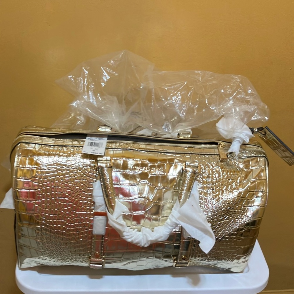 MICHAEL Kors Bedford Travel XL Weekender
Pale Gold Embossed Leather